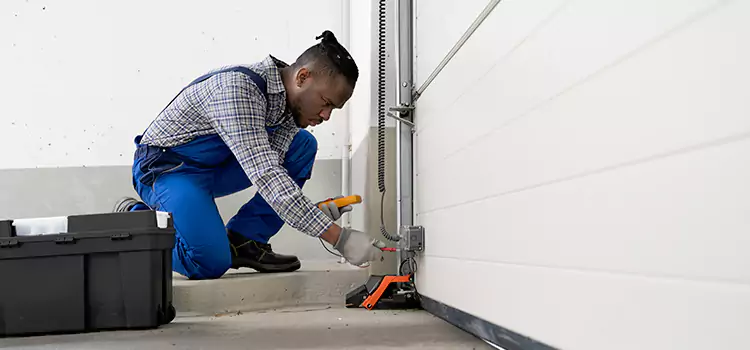 Expert Solutions for Every Garage Lock Need in Milwaukee, WI